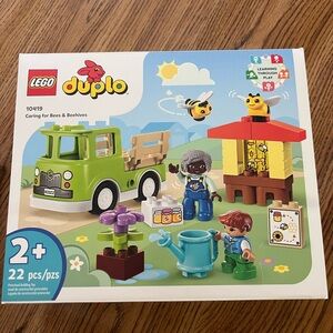 LEGO Duplo Caring for Bees & Beehives Set New in box